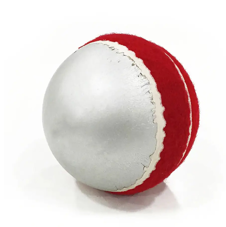 1 Cricket Balls - Image 1