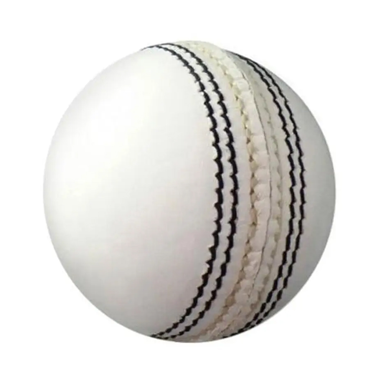 4 Cricket Balls - Image 1